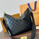 Replica Mirror Quality Louis Vuitton Coussin Hobo MM M12068