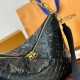 Replica Mirror Quality Louis Vuitton Coussin Hobo MM M12068