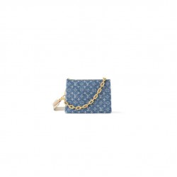 Replica Mirror Quality Louis Vuitton Coussin PM M24564