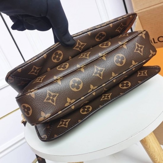 Replica Mirror Quality Louis Vuitton Pochette Metis M44875