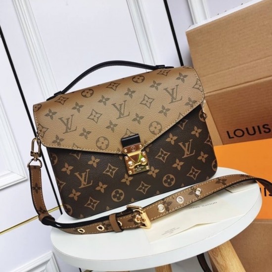 Replica Mirror Quality Louis Vuitton Pochette Metis M44876