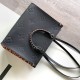 Replica Mirror Quality Louis Vuitton OnTheGo MM M58522