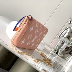Replica Mirror Quality Louis Vuitton LV Felicie Pochette M81759