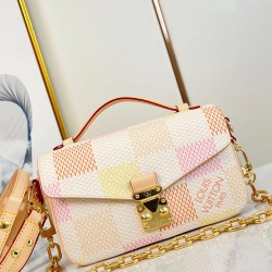 Replica Mirror Quality Louis Vuitton Pochette Metis East West N40749