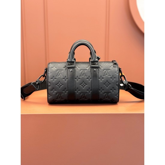 Replica Authentic Quality Louis Vuitton LV Keepall Bandouliere 25 M20900 Replica Authentic Quality Louis Vuitton LV Keepall Bandouliere 25 M20900