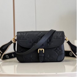 Replica Mirror Quality Louis Vuitton Diane M46386