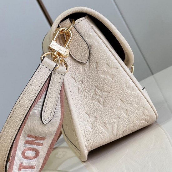 Replica Mirror Quality Louis Vuitton Diane M46388