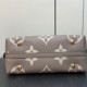 Replica Mirror Quality Louis Vuitton CarryAll PM M47180