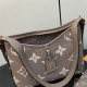 Replica Mirror Quality Louis Vuitton CarryAll PM M47180